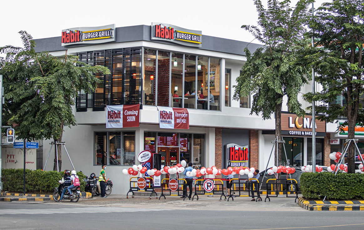 Exterior of Habit Burger